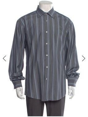Men's Long-Sleeve Vertical Stripe Button-Down Shirt in Charcoal Gray